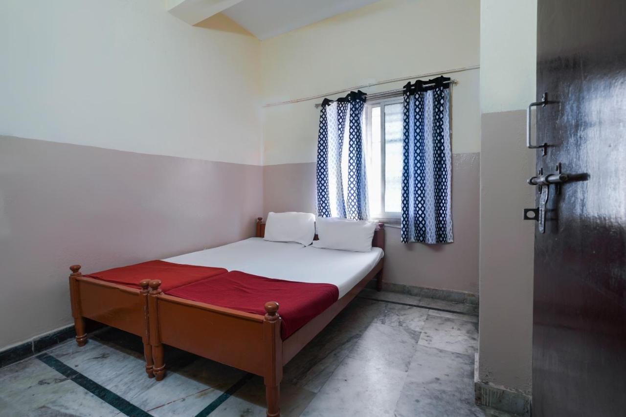Spot On Sri Sai Lohith Lodge Near Snow World Secunderabad Екстер'єр фото