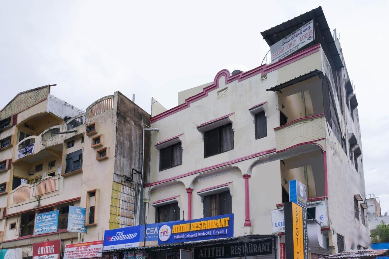 Spot On Sri Sai Lohith Lodge Near Snow World Secunderabad Екстер'єр фото