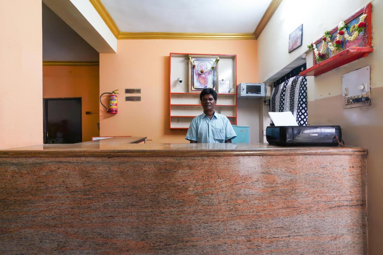 Spot On Sri Sai Lohith Lodge Near Snow World Secunderabad Екстер'єр фото
